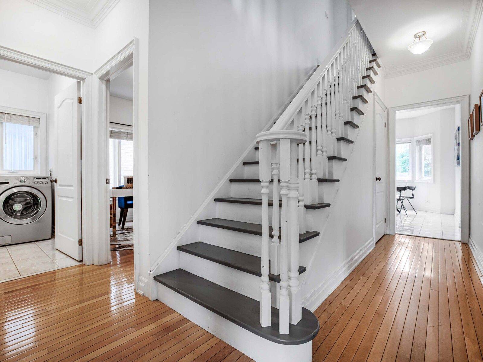 Toronto C14, ON M2N 3G4,125 Spring Garden AVE