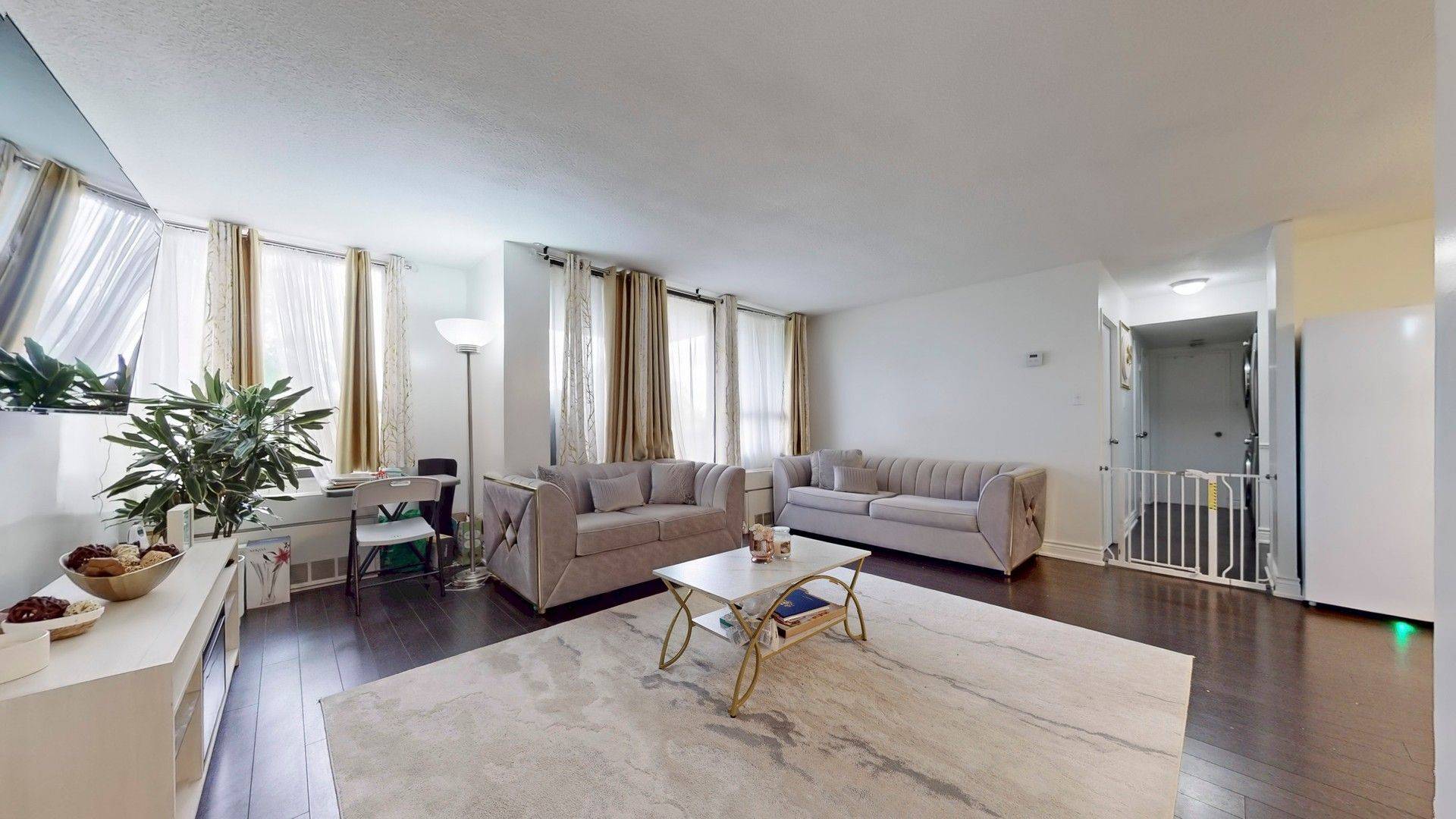 Mississauga, ON L5A 3S2,50 Mississauga Valley BLVD #413
