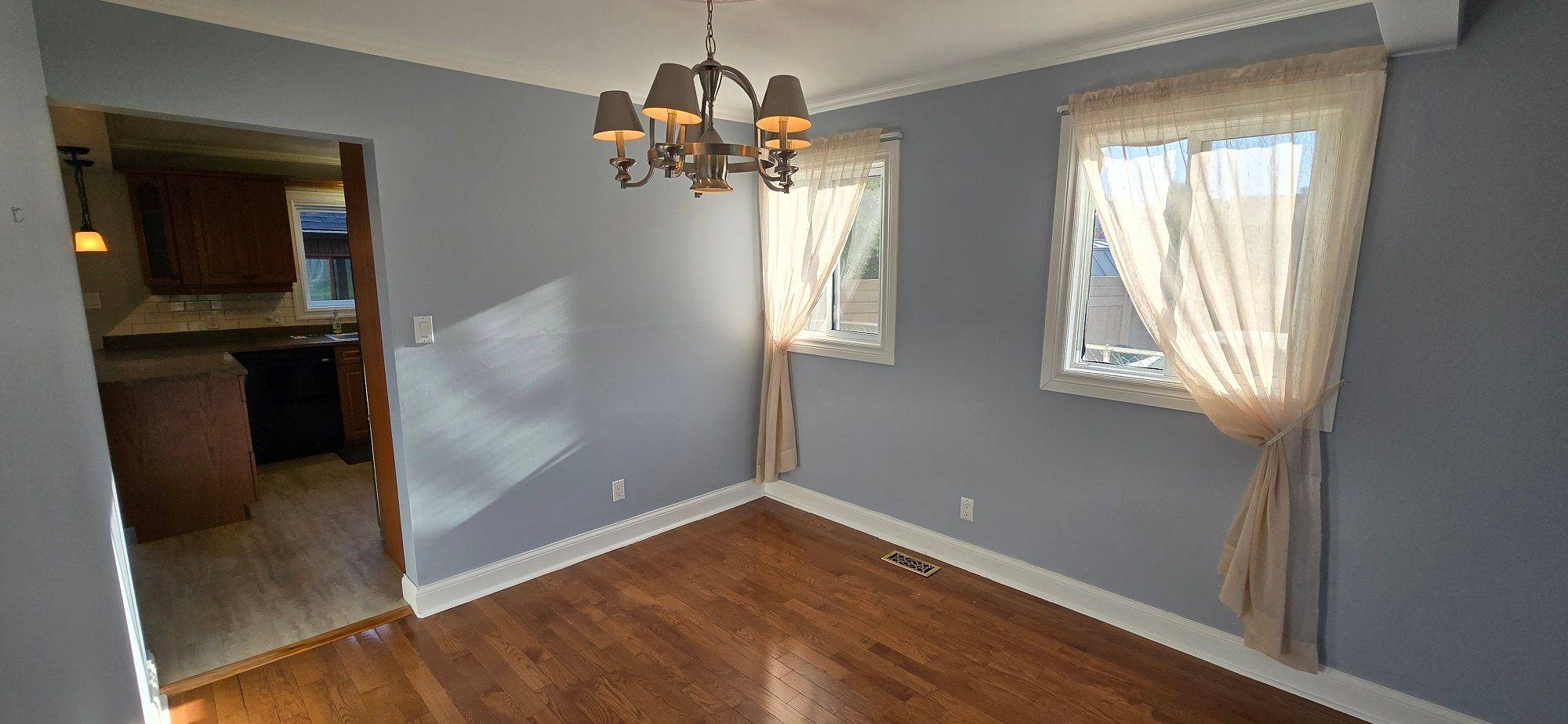 Clarence-rockland, ON K4K 1A5,976 Laporte ST
