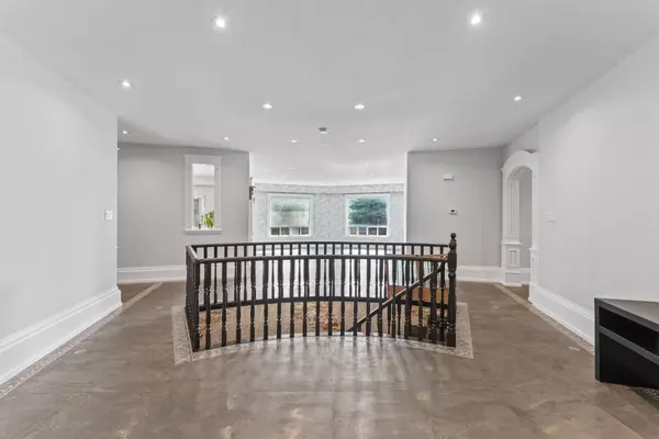 King, ON L7B 1E4,109 Collard DR