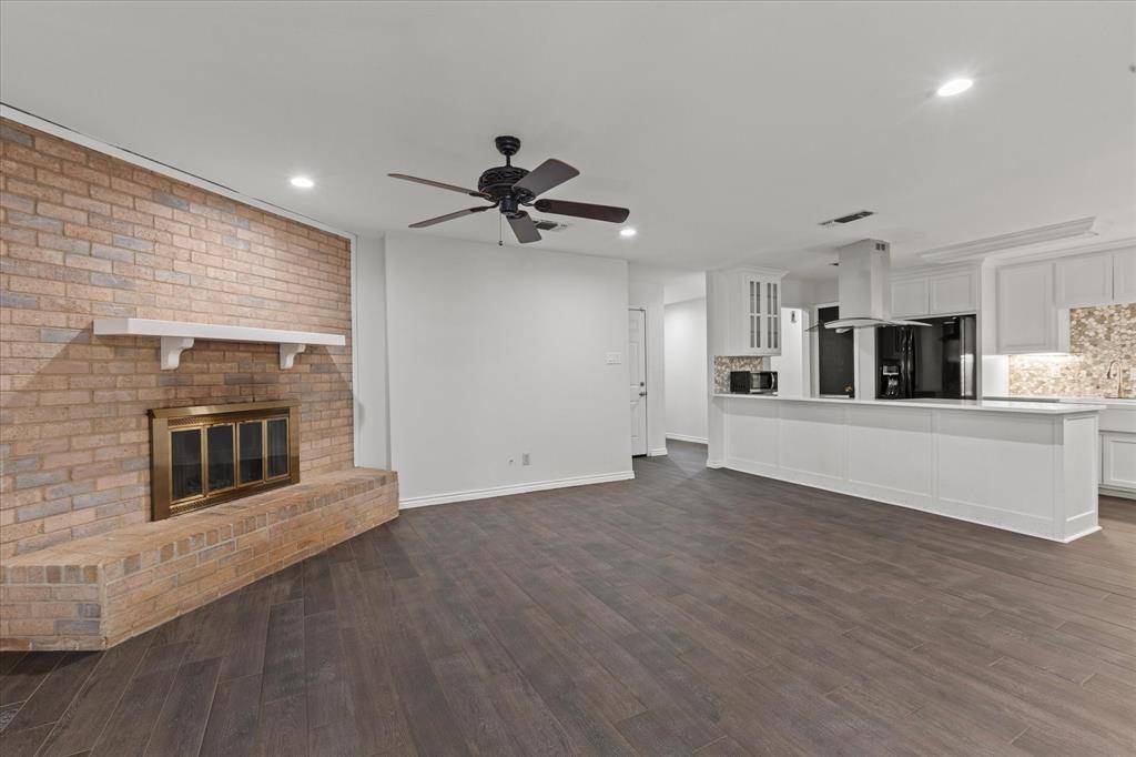 Saginaw, TX 76179,521 Cole Avenue