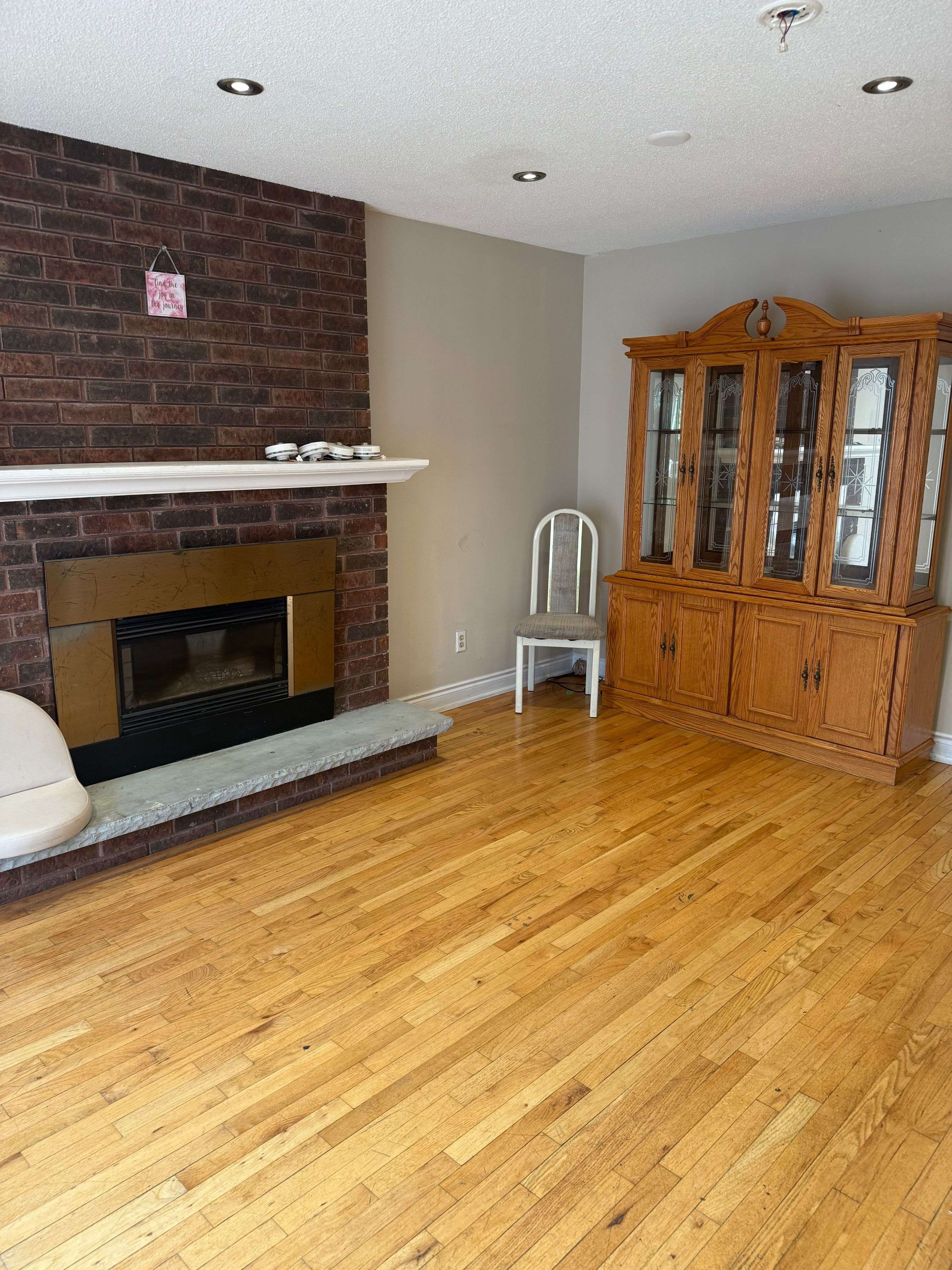Brampton, ON L6Z 2W7,59 Sunforest DR