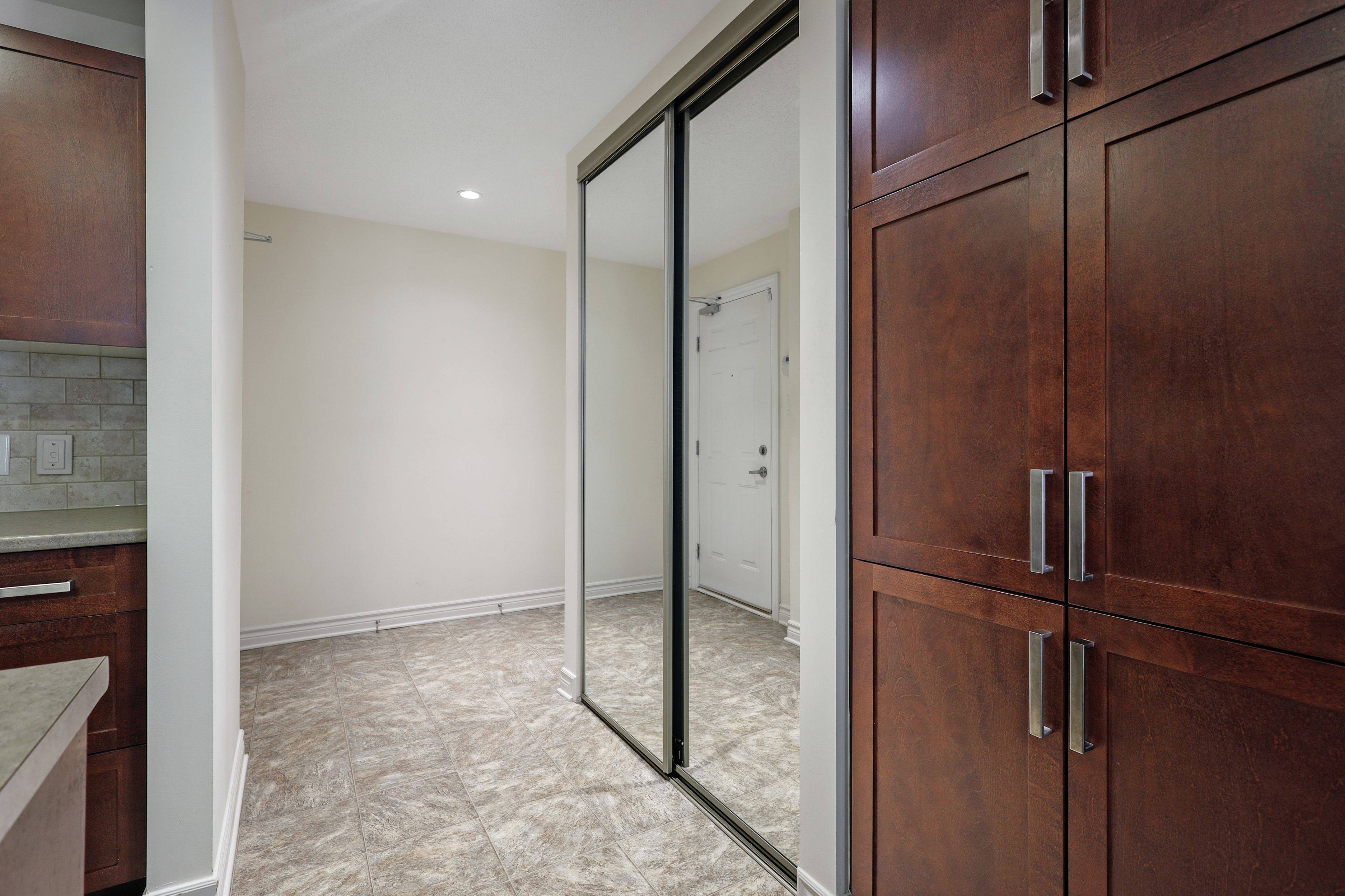 South Of Baseline To Knoxdale, ON K2G 4N7,385 Paseo Private #4