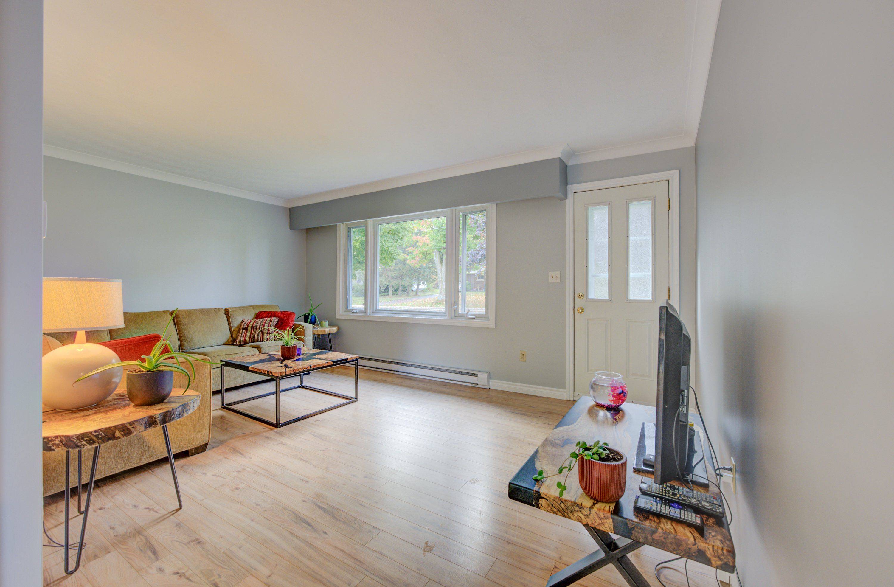 Wellington North, ON N0G 2L3,721 Waterloo ST