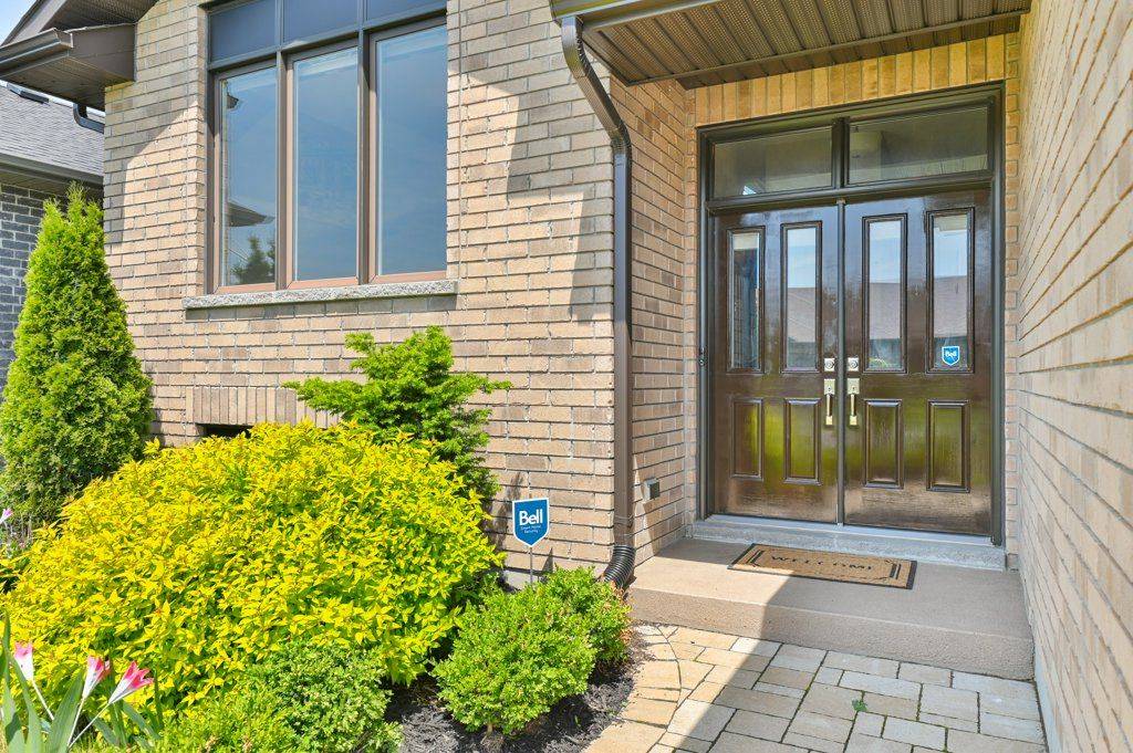 Quinte West, ON K8V 0B7,44 Liberty CRES