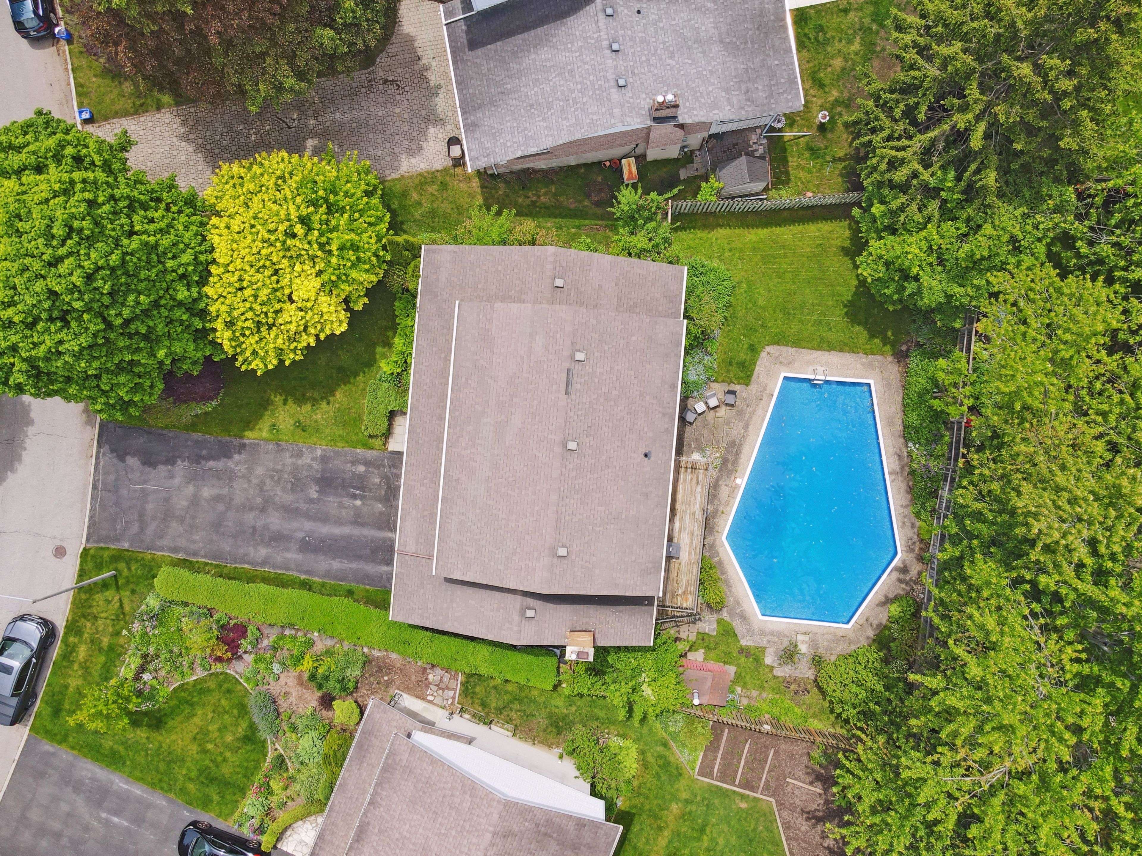 Waterloo, ON N2J 3W2,143 Weston PL