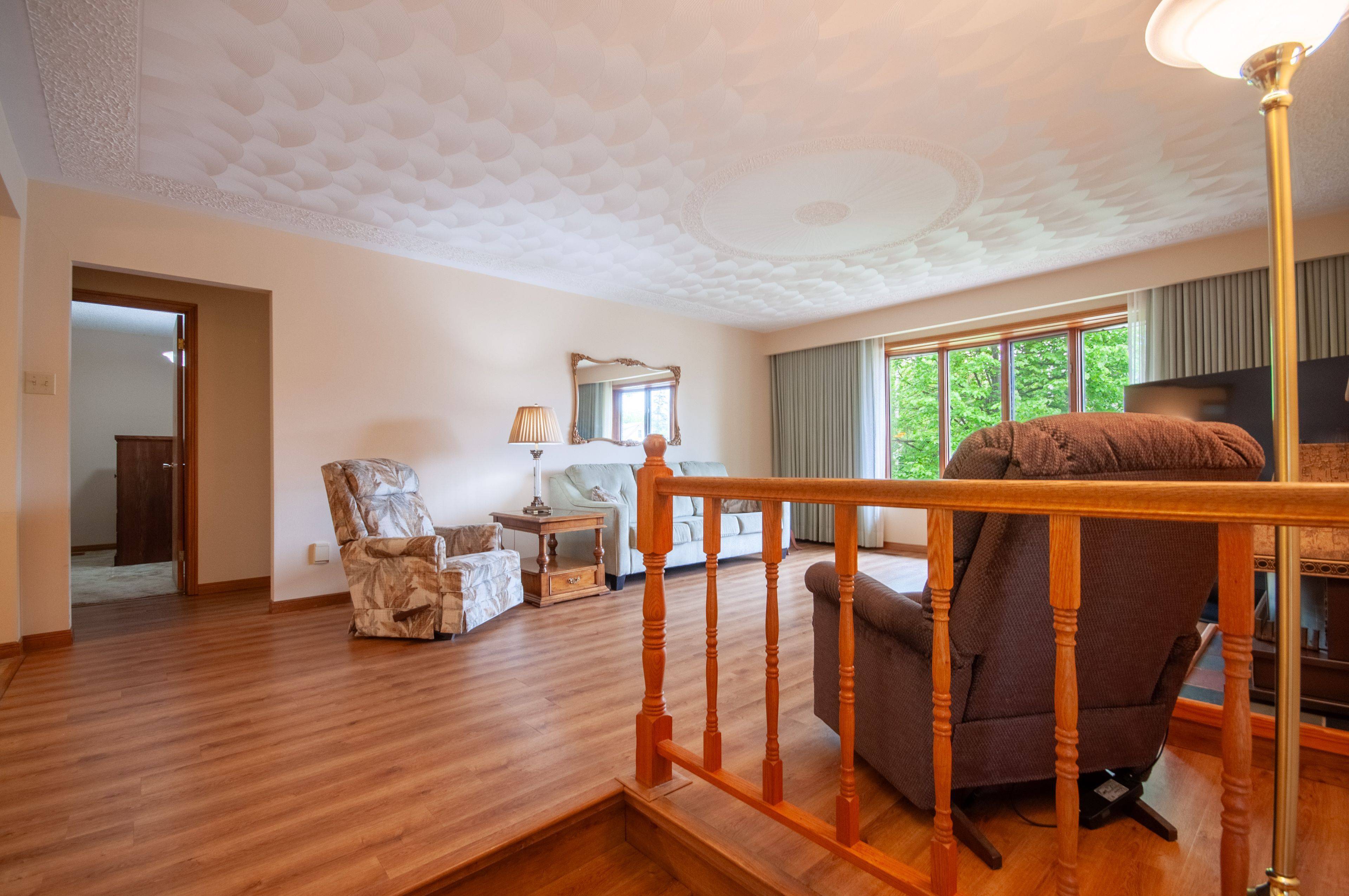 North Bay, ON P1B 6V6,1328 Dale AVE