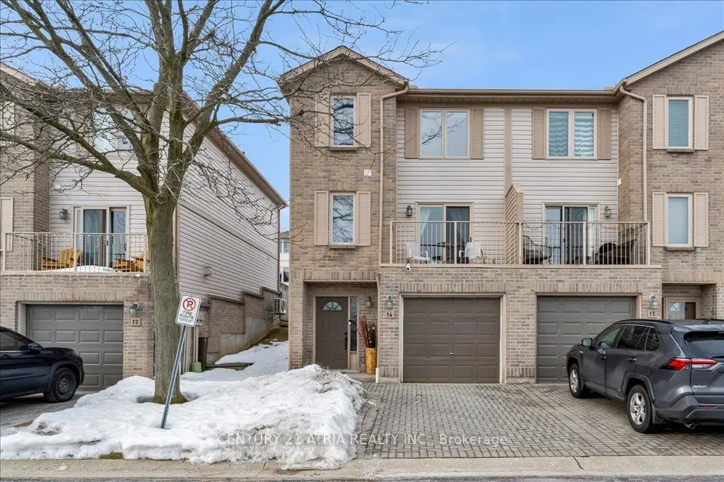 Kitchener, ON N2E 1Z4,230 Blackhorne DR #14