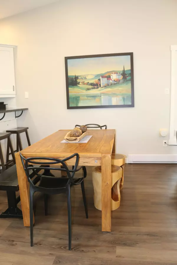 Collingwood, ON L9Y 5B4,452 Oxbow CRES