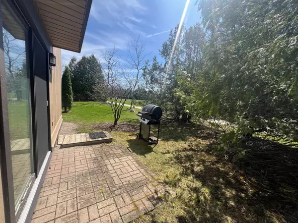 Collingwood, ON L9Y 5B4,147 Escarpment CRES