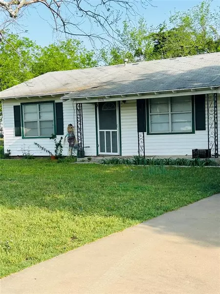 606 W Roosevelt Avenue, Whitney, TX 76692