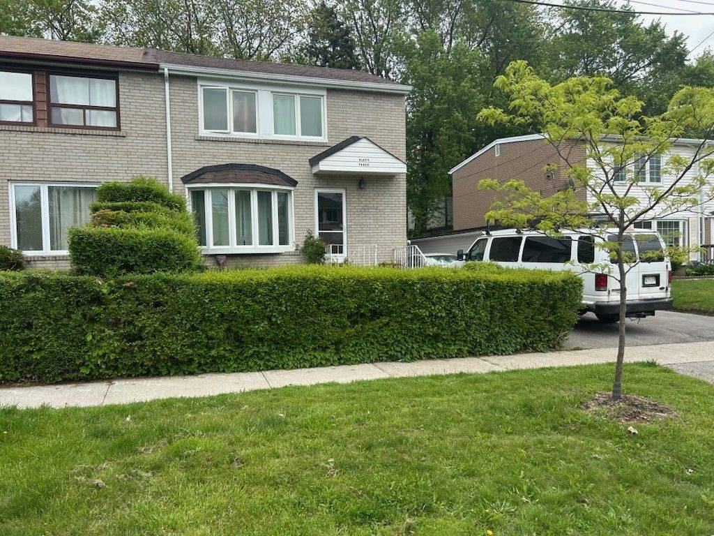 Toronto E04, ON M1L 4M1,63 Anaconda AVE