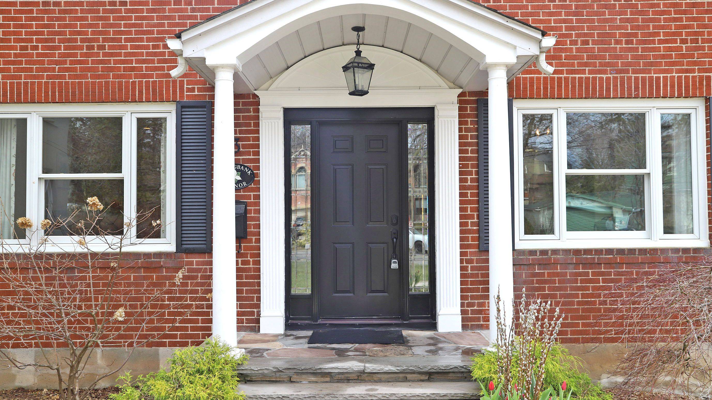 Toronto E06, ON M1N 1G2,3 Springbank AVE