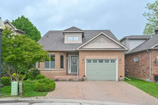 4 Belair PL, New Tecumseth, ON L9R 1Z1