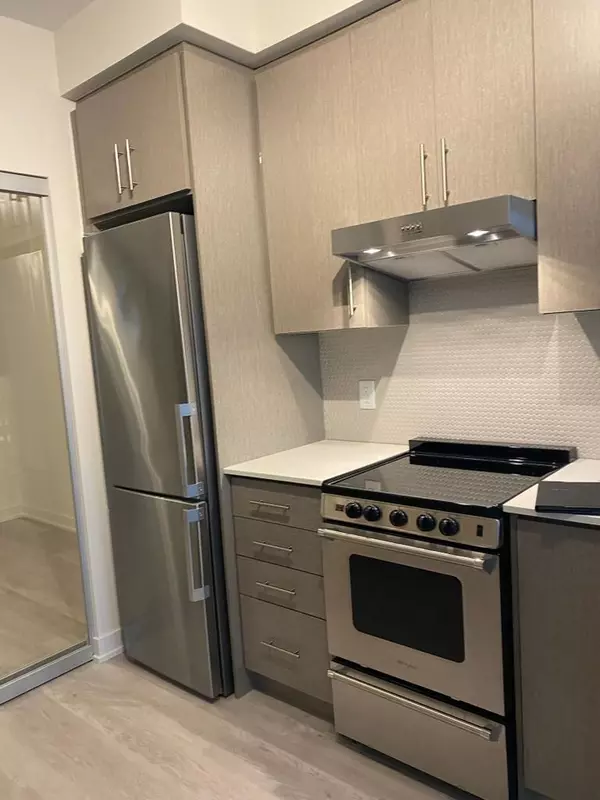 Hamilton, ON L8R 3P2,212 King William ST #501