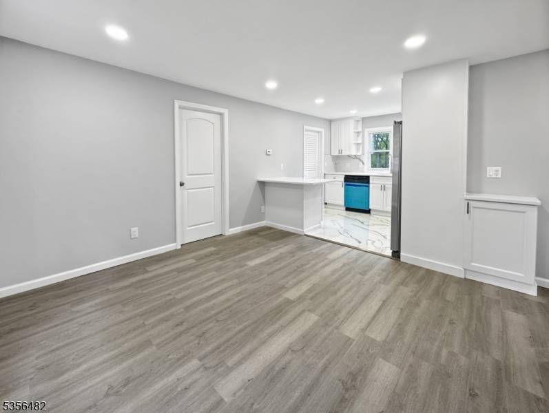 Hopatcong Boro, NJ 07874,100 Unger Ave