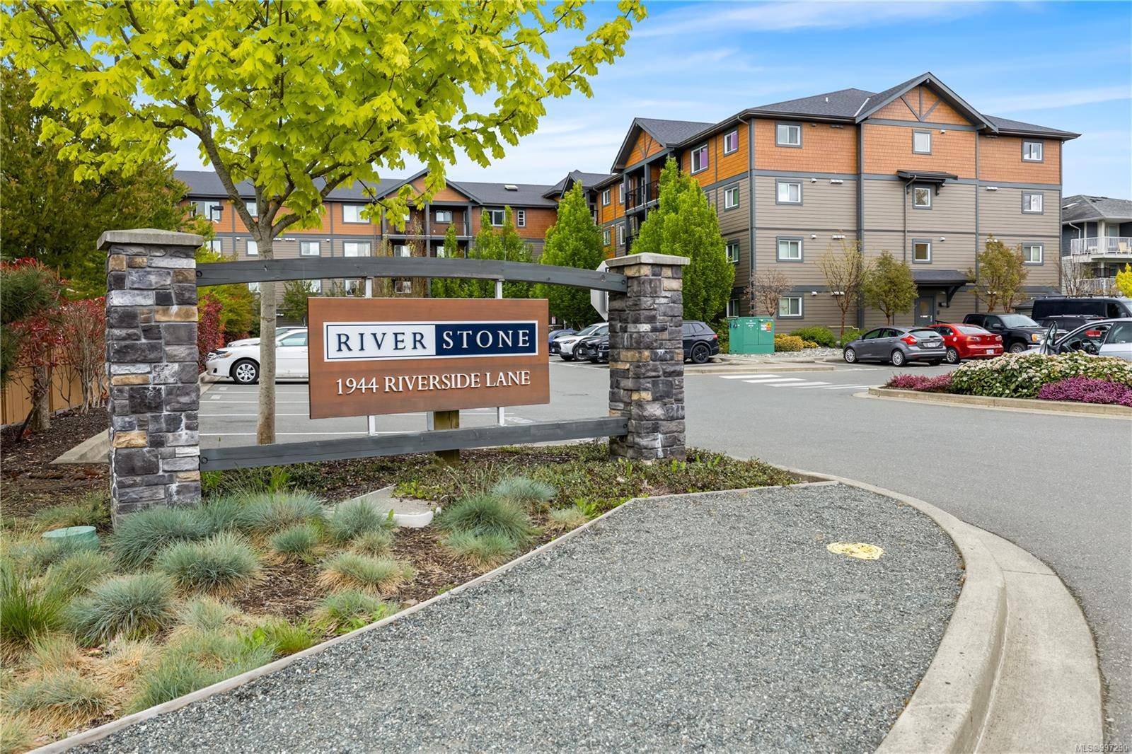 Courtenay, BC V9N 0E5,1944 Riverside Lane #202