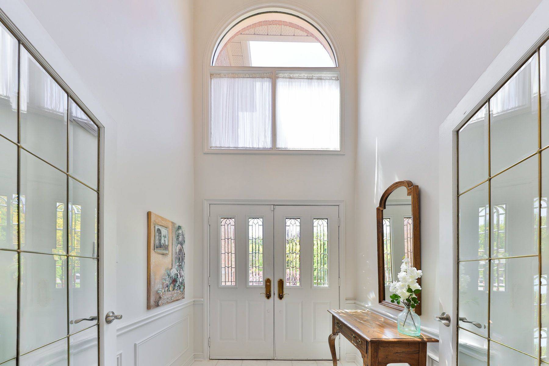 Burlington, ON L7P 4T5,1665 Roundleaf CT