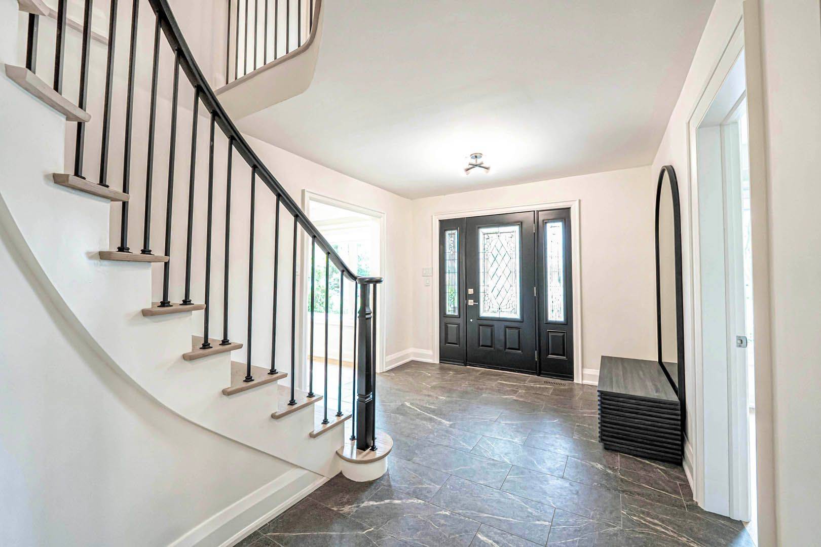 Mississauga, ON L5B 1Y2,2157 Hillfield CT
