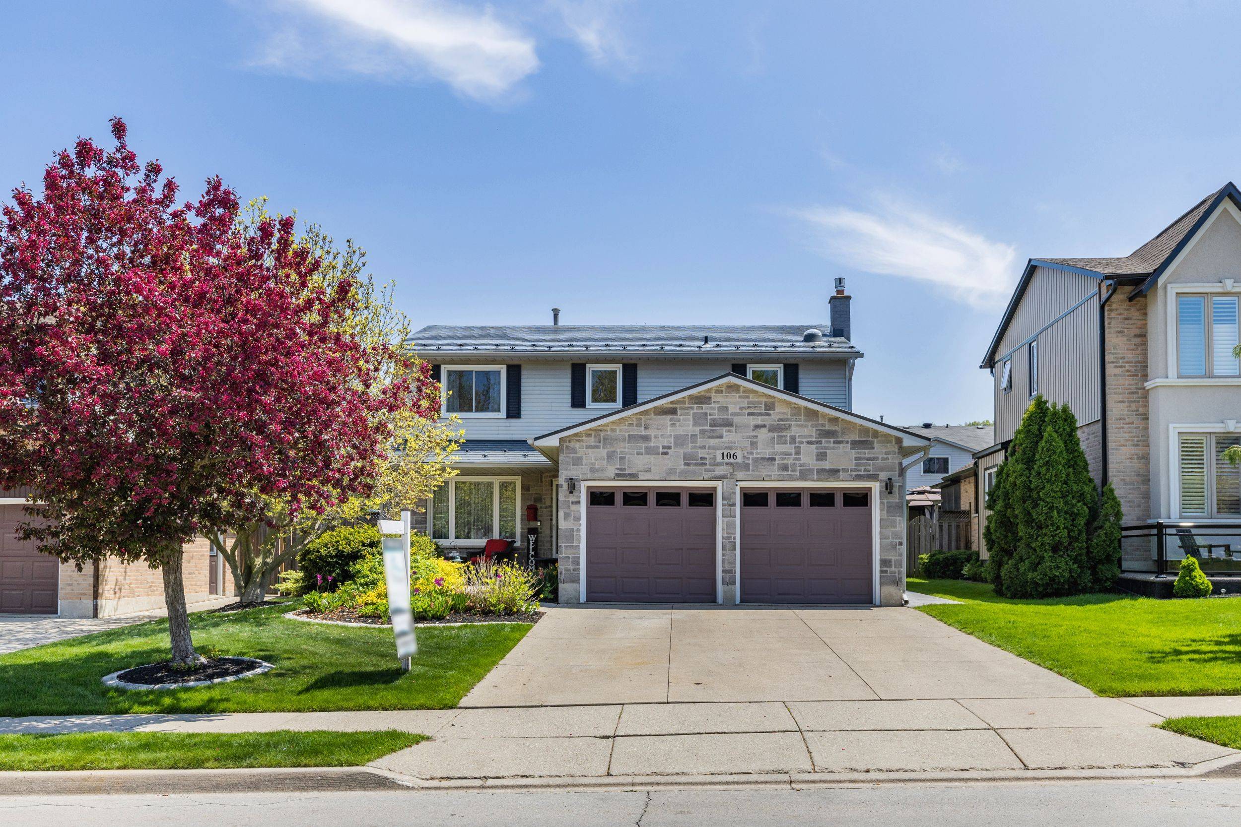Hamilton, ON L8G 4S4,106 Maple DR