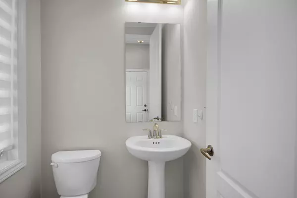 Kanata, ON K2M 2T6,438 Meadowbreeze DR