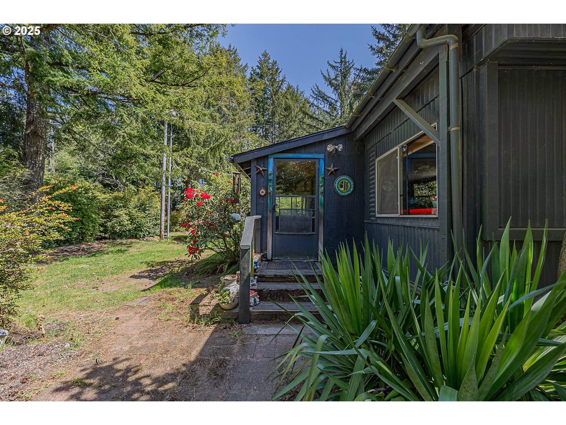 Bandon, OR 97411,88102 MALLORY LN