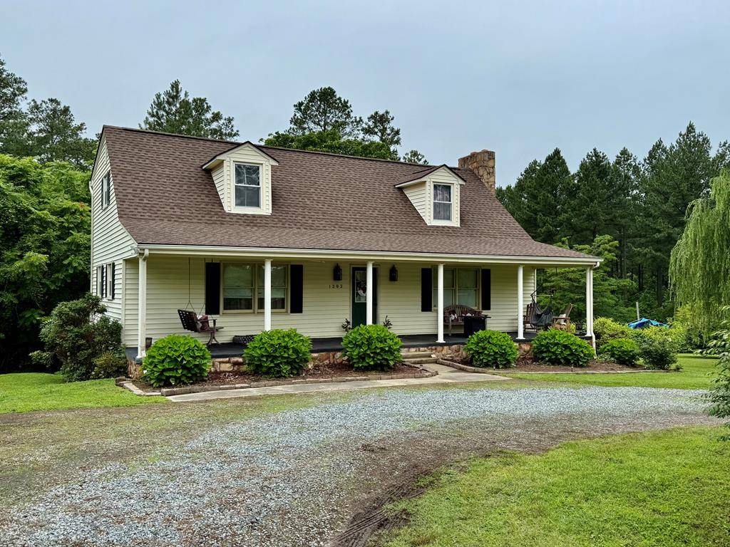 1202 Calvary Road, Alton, VA 24520