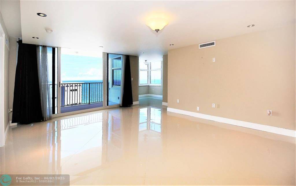 Pompano Beach, FL 33062,1360 S OCEAN BLVD #2806
