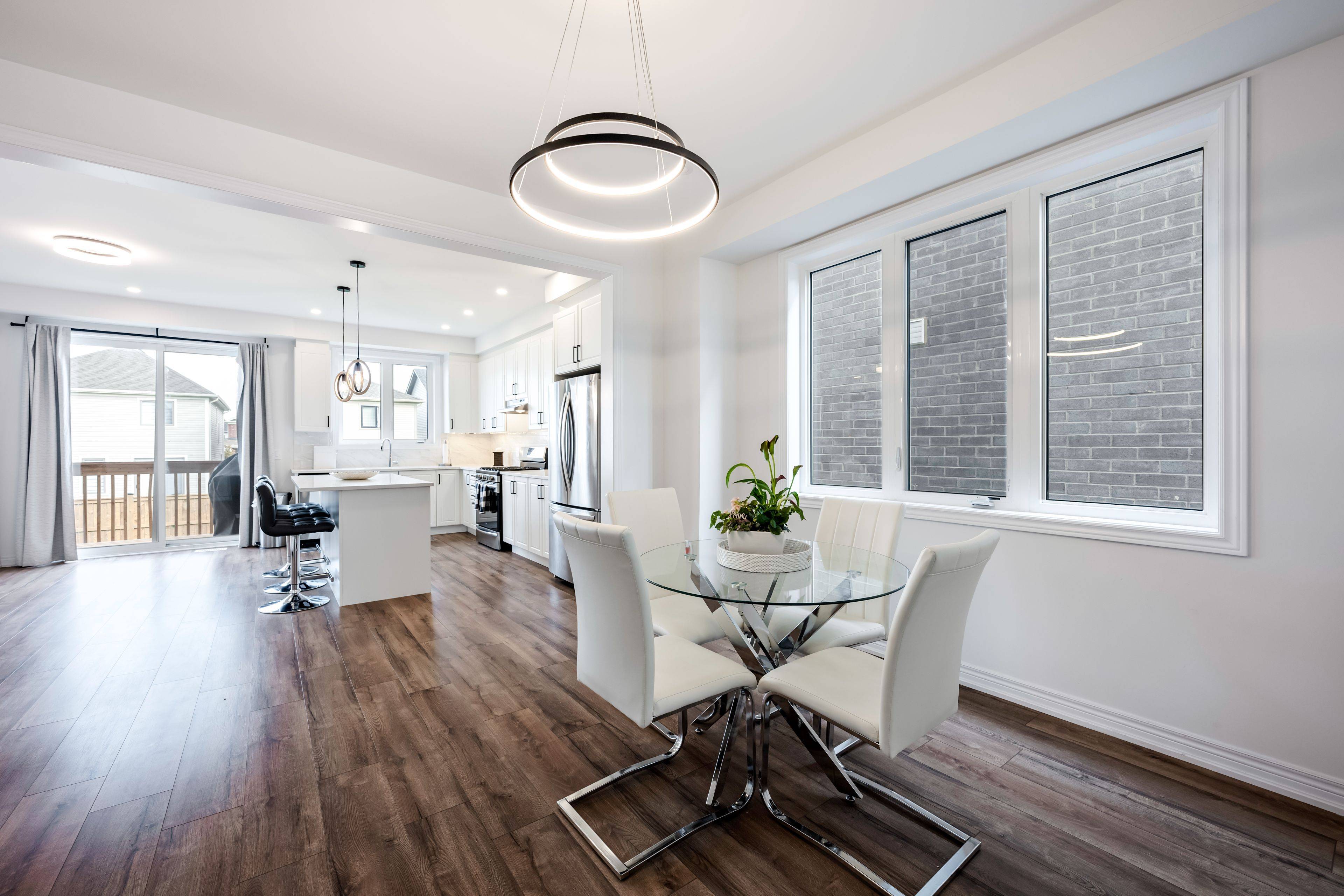 Centre Wellington, ON N1M 0H8,58 Harpin WAY W