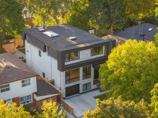 Toronto E04, ON M1L 3R1,116 Presley AVE