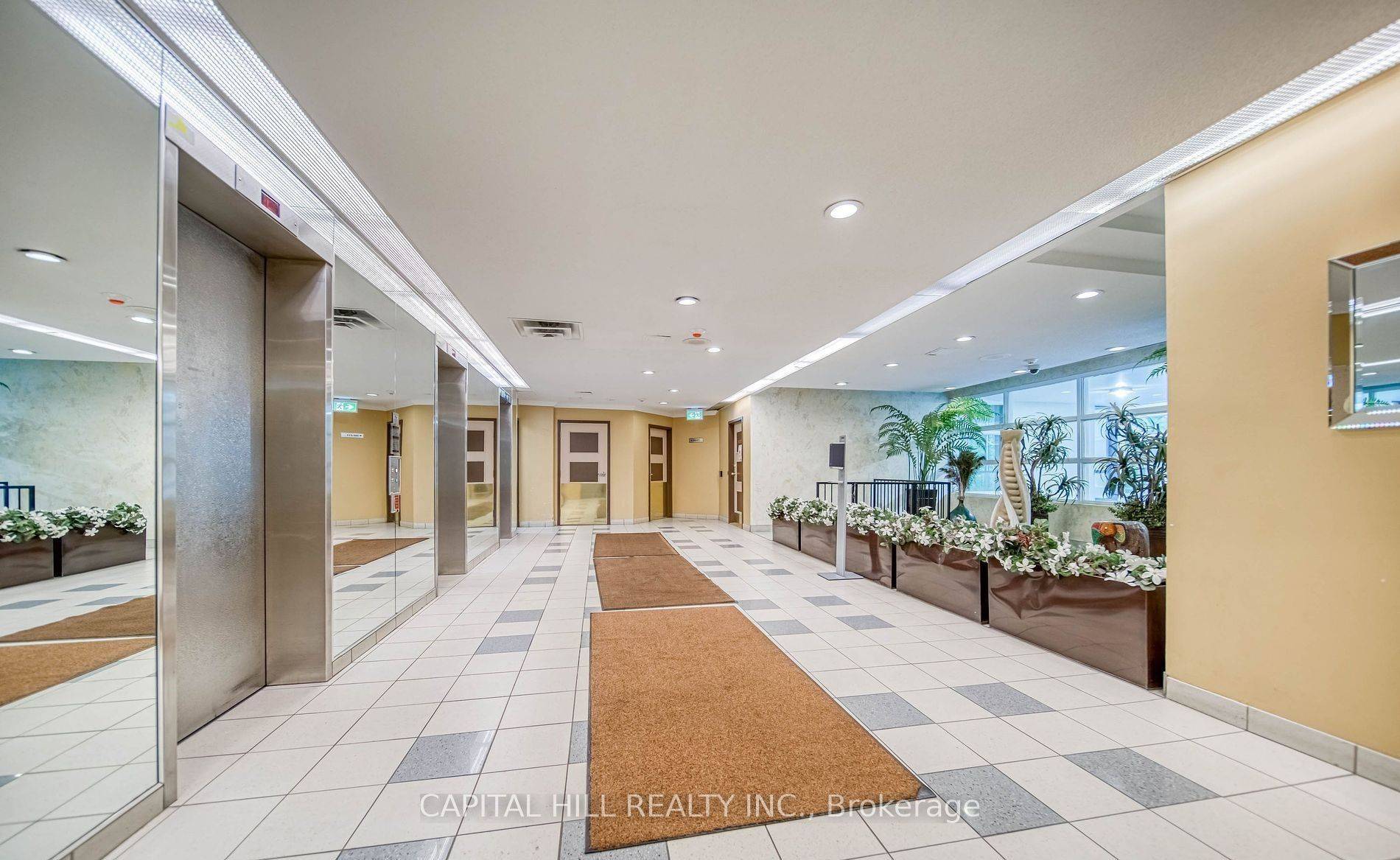 Toronto E09, ON M1E 5E6,3050 Ellesmere RD #708