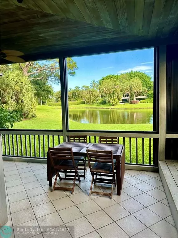 Boca Raton, FL 33434,7094 Rain Forest Drive #7HL