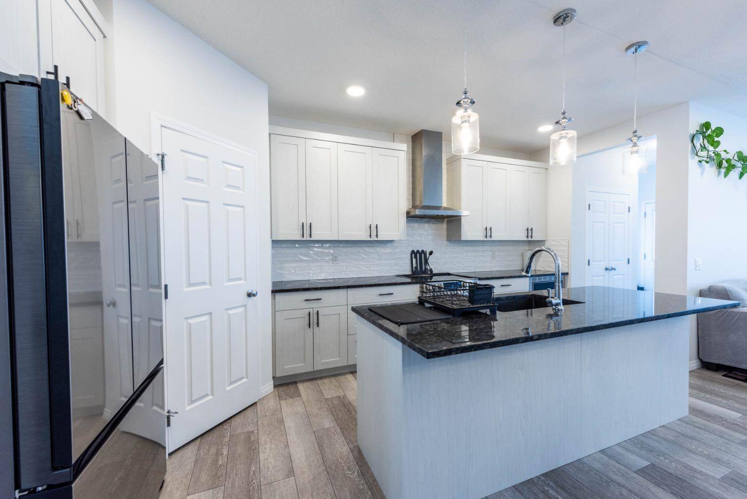 Calgary, AB T3J2E5,132 savanna GDNS Northeast