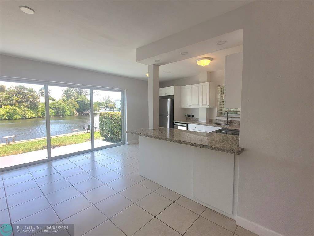 Fort Lauderdale, FL 33305,2414 NE 25 Place  #4
