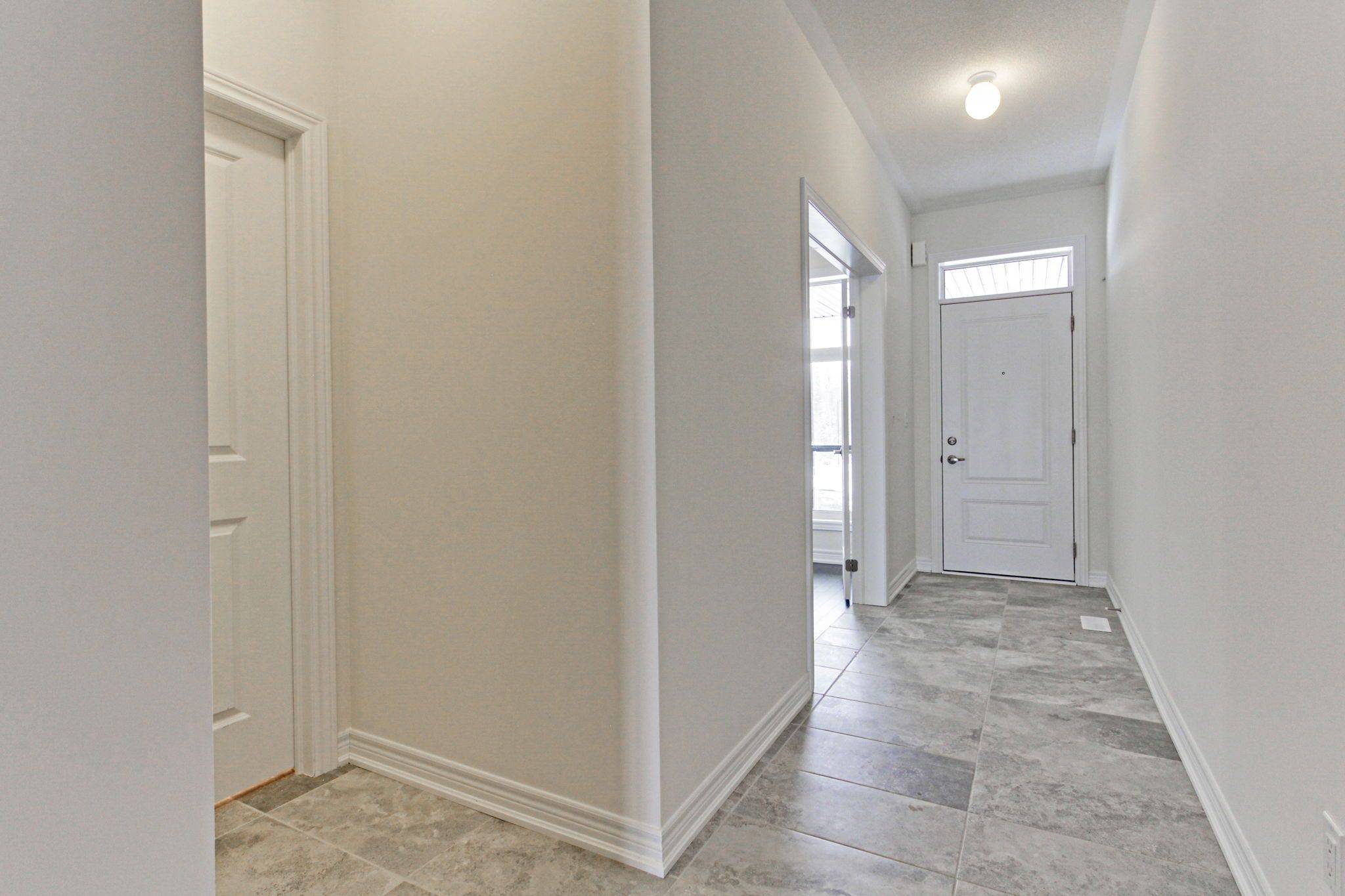 Innisfil, ON L0L 1W0,1519 Davis Loop CIR