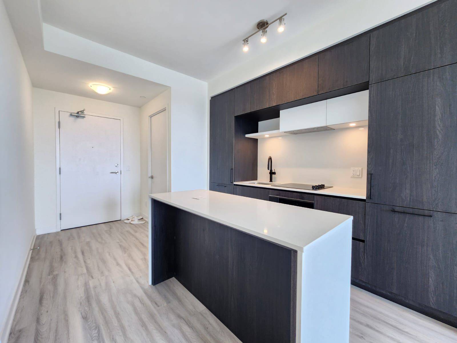 Richmond Hill, ON L4S 0N5,6 David Eyer RD #618