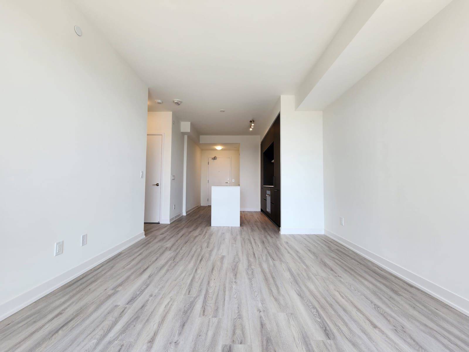 Richmond Hill, ON L4S 0N5,6 David Eyer RD #618