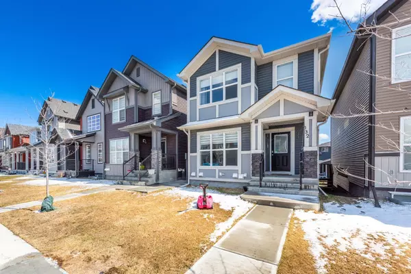 132 savanna GDNS Northeast, Calgary, AB T3J2E5