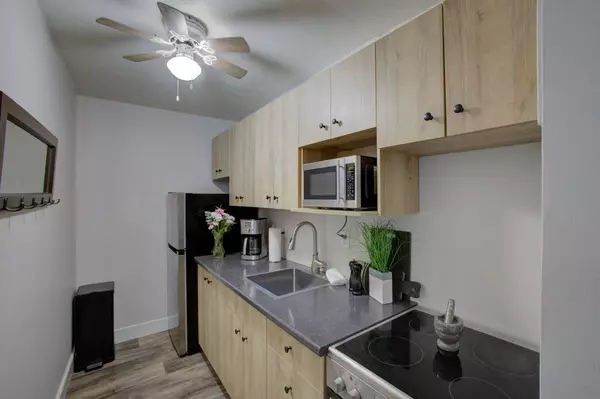 Wellington North, ON N0G 1A0,118 Preston ST S #330