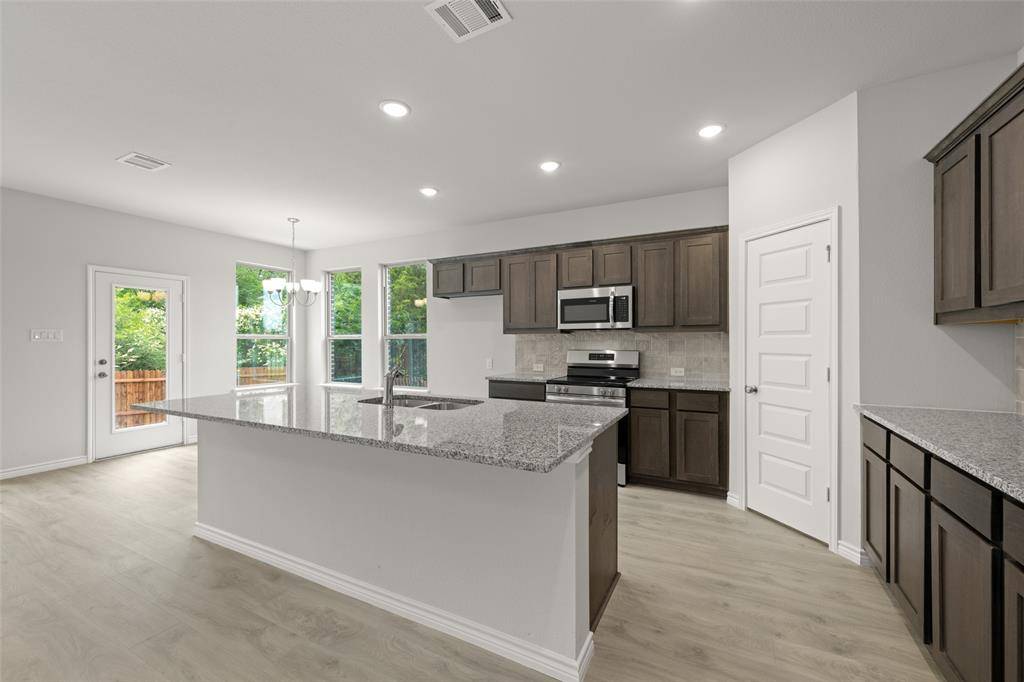 Denton, TX 76205,400-402 Trailhead Lane