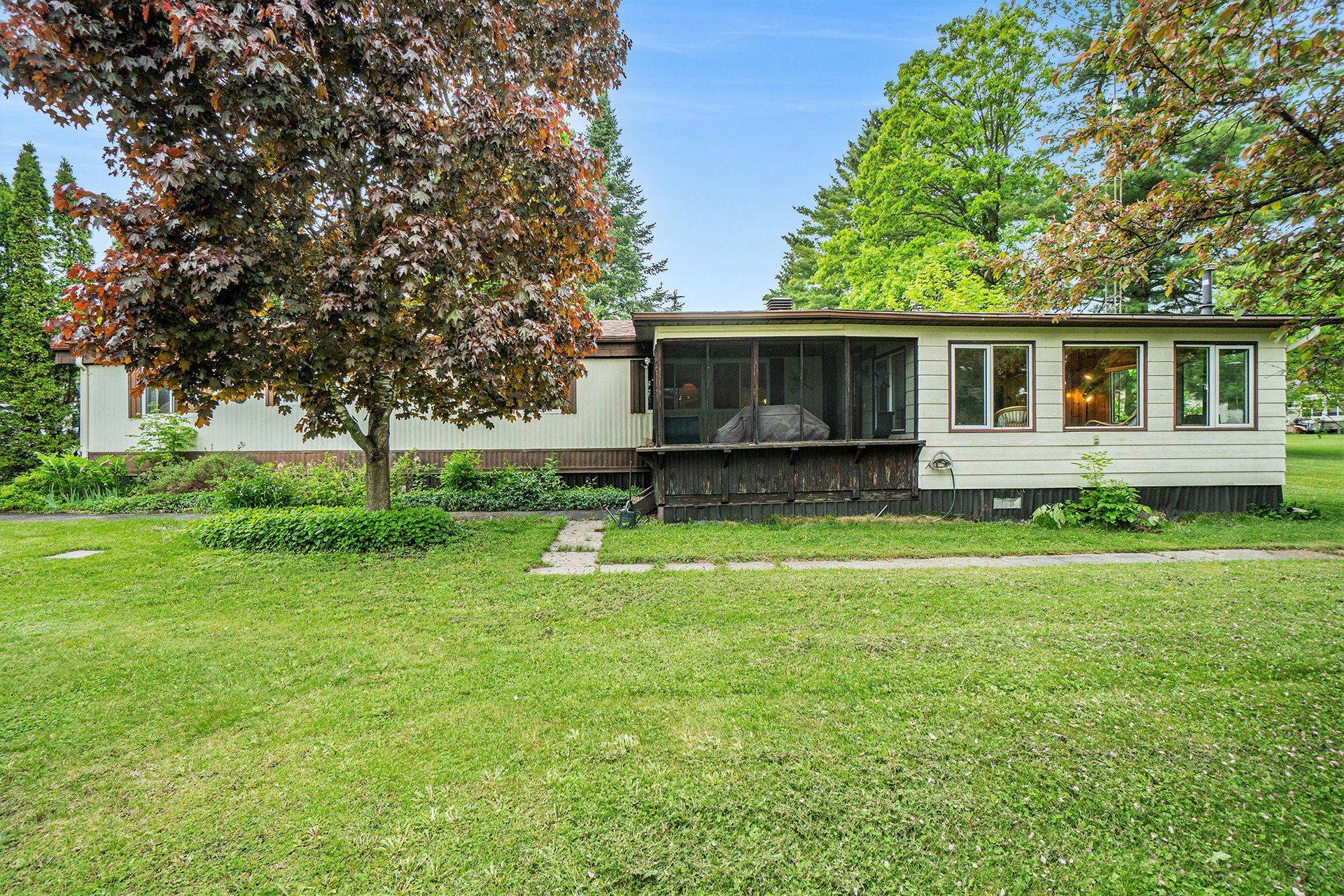 36 Woodside LN, Mcnab/braeside, ON K0A 3L0