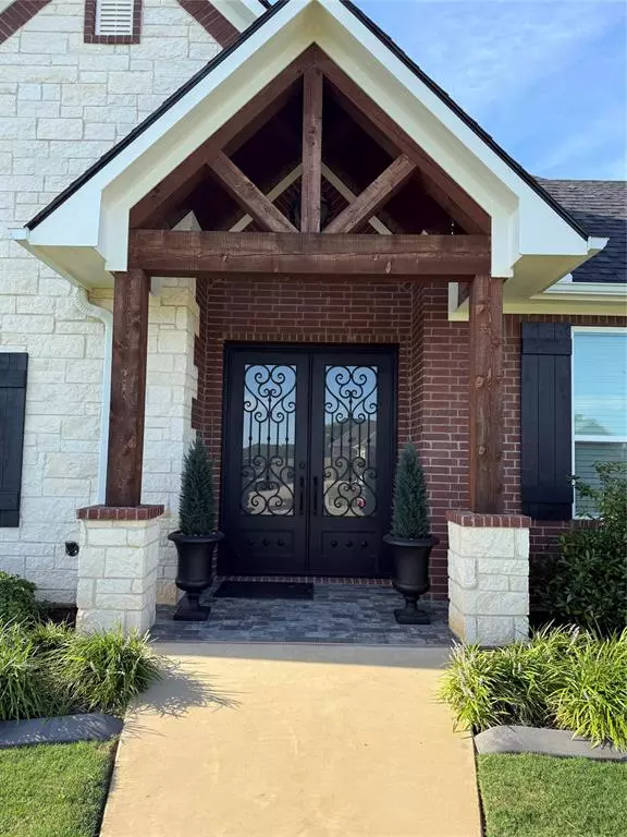 Mount Pleasant, TX 75455,1003 Stone Bridge Street