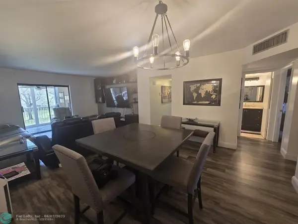 3575 Broken Woods Dr #205, Coral Springs, FL 33065