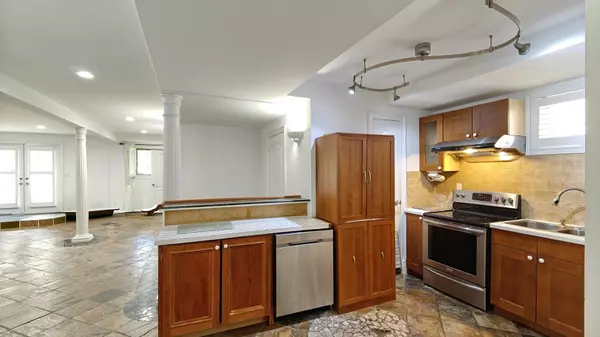 Richmond Hill, ON L4C 0E8,231 Shaftsbury AVE N