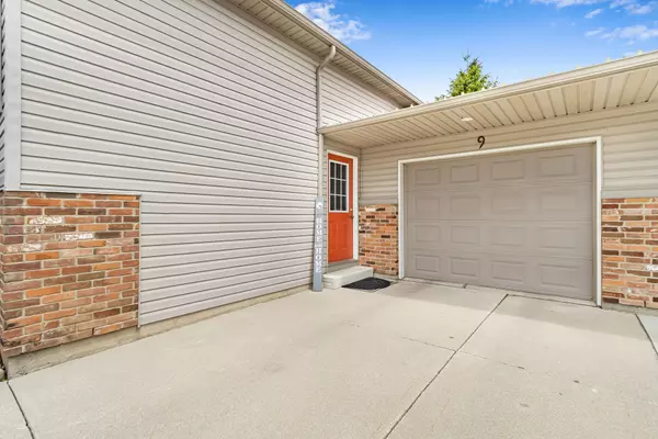 Chatham-kent, ON N7L 0A3,9 Discovery CT