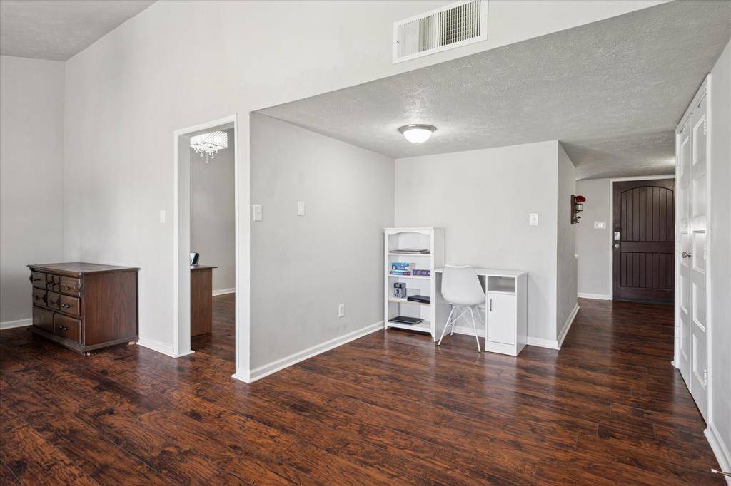 Plano, TX 75023,2036 Apple Valley Road