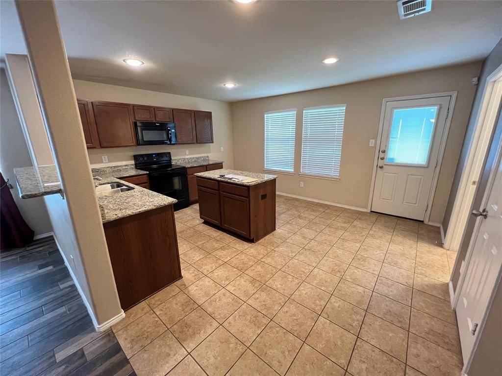 Fort Worth, TX 76247,1236 Amazon Drive