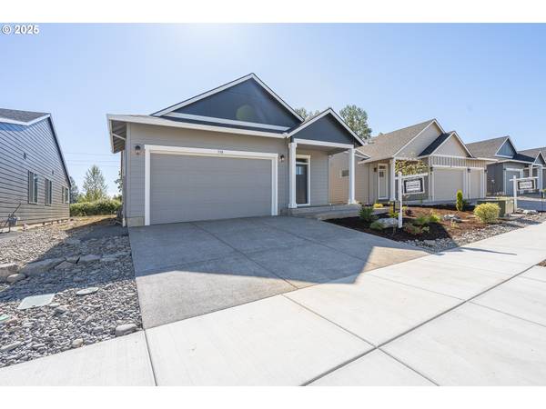 Silverton, OR 97381,718 Tigerlily ST