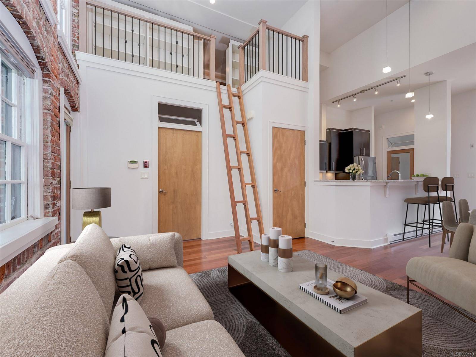 Victoria, BC V8V 2H7,440 Parry St #4
