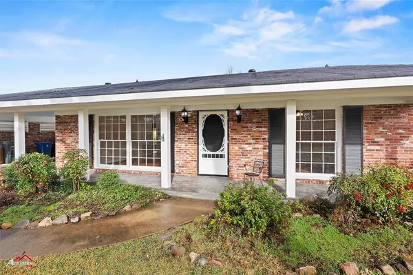 1743 Bayou Drive,  Shreveport,  LA 71105